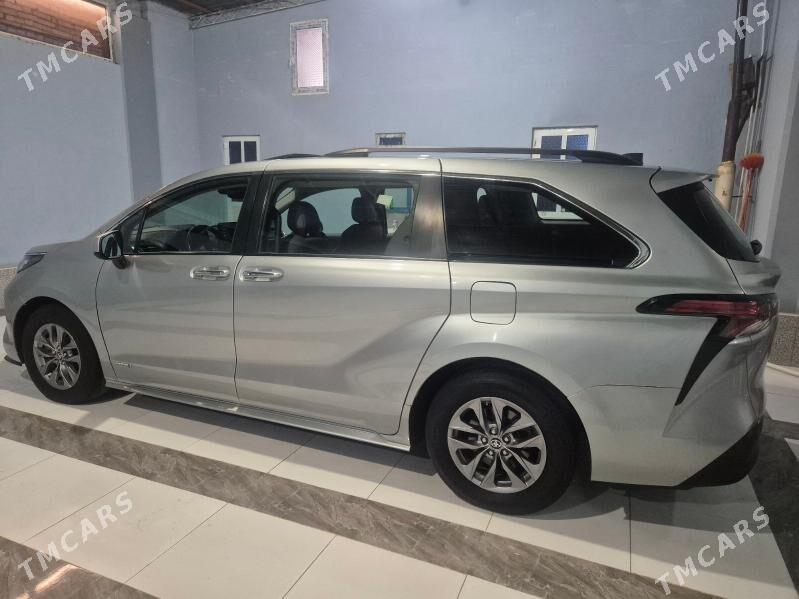 Toyota Sienna 2021 - 490 000 TMT - Дянев - img 3