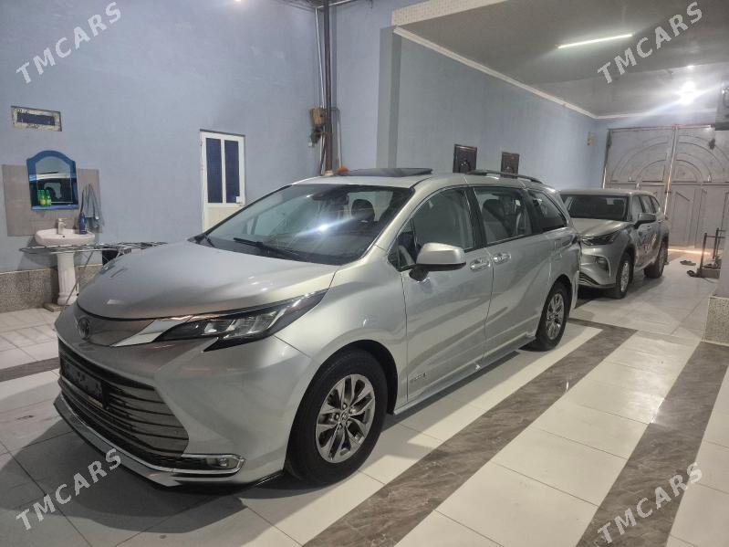 Toyota Sienna 2021 - 490 000 TMT - Дянев - img 5