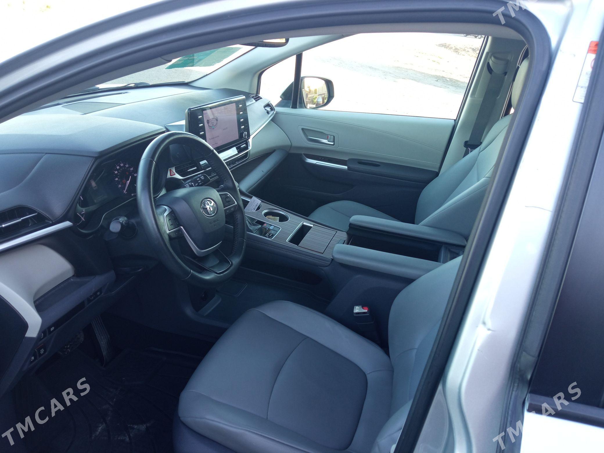 Toyota Sienna 2021 - 490 000 TMT - Дянев - img 9