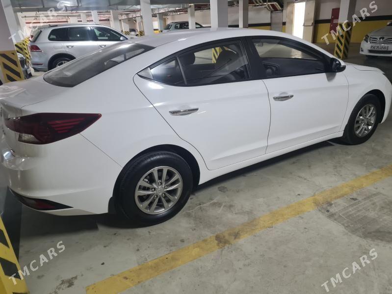 Hyundai Elantra 2019 - 240 000 TMT - Aşgabat - img 4