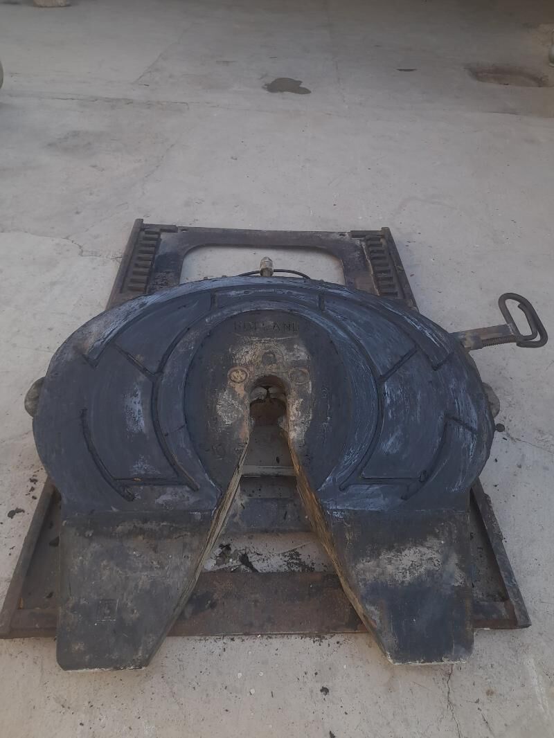 traller sidlo 4 000 TMT - Balkanabat - img 1