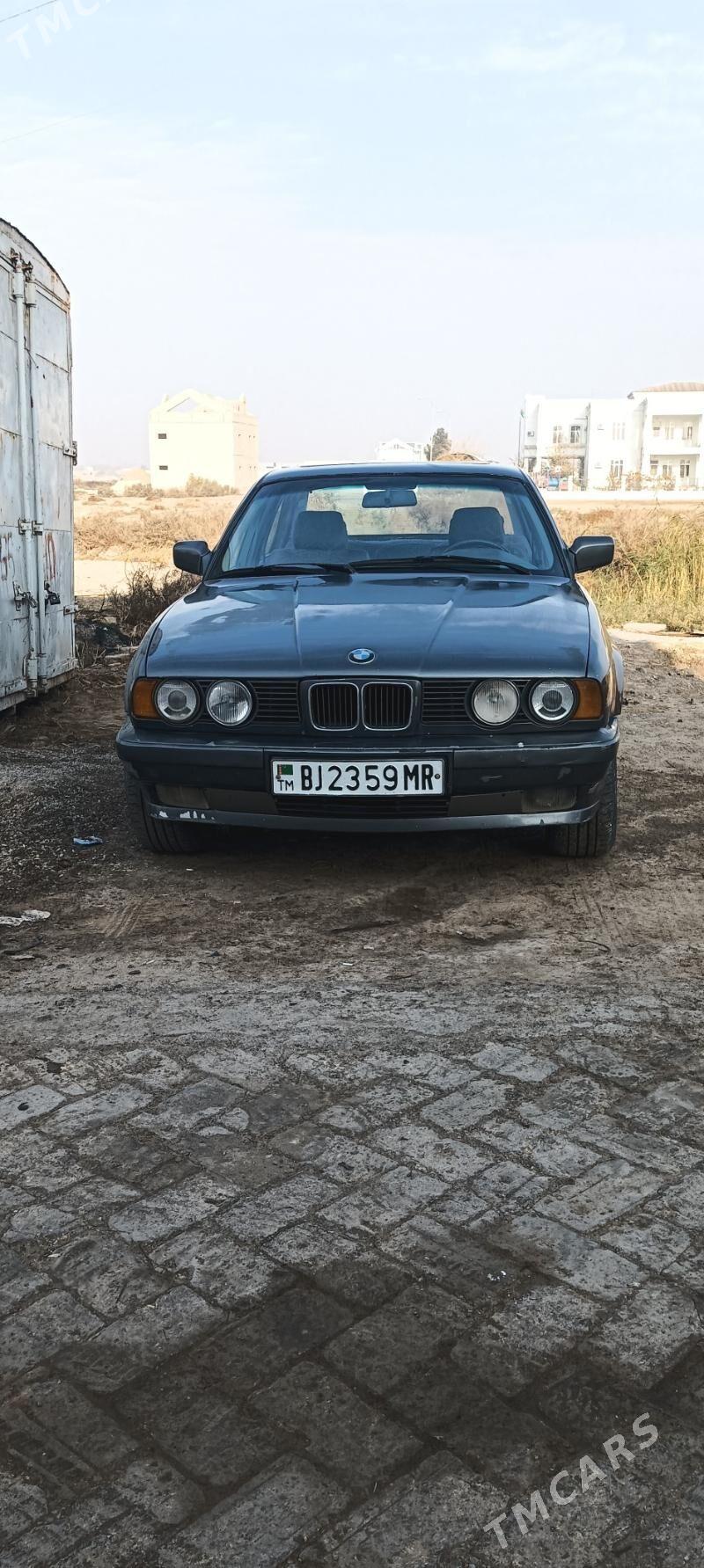 BMW 520 1990 - 48 000 TMT - Байрамали - img 1