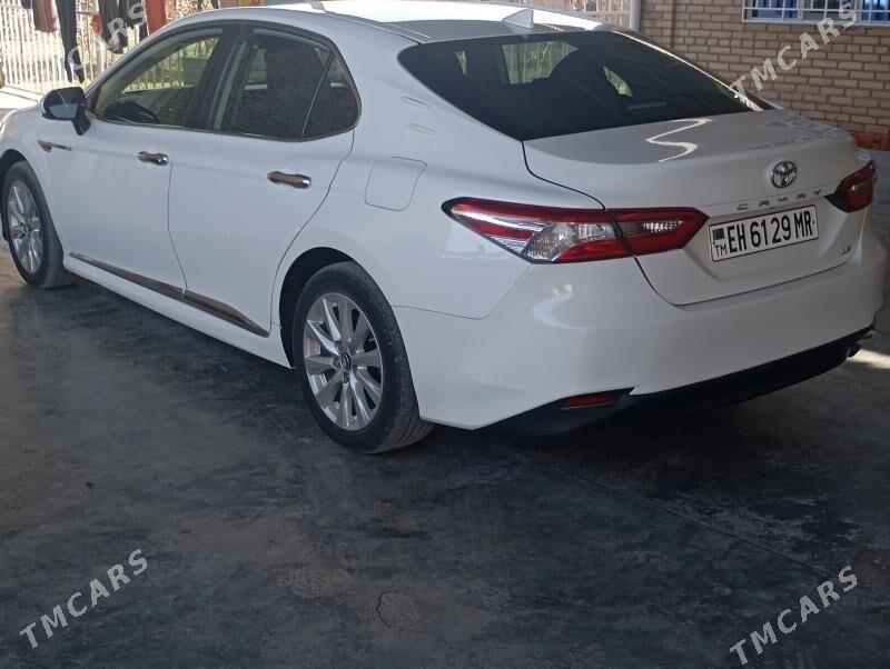 Toyota Camry 2019 - 315 000 TMT - Мургап - img 4