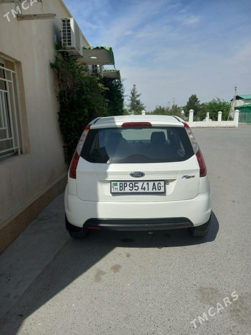 Ford Figo 2011 - 95 000 TMT - Aşgabat - img 1