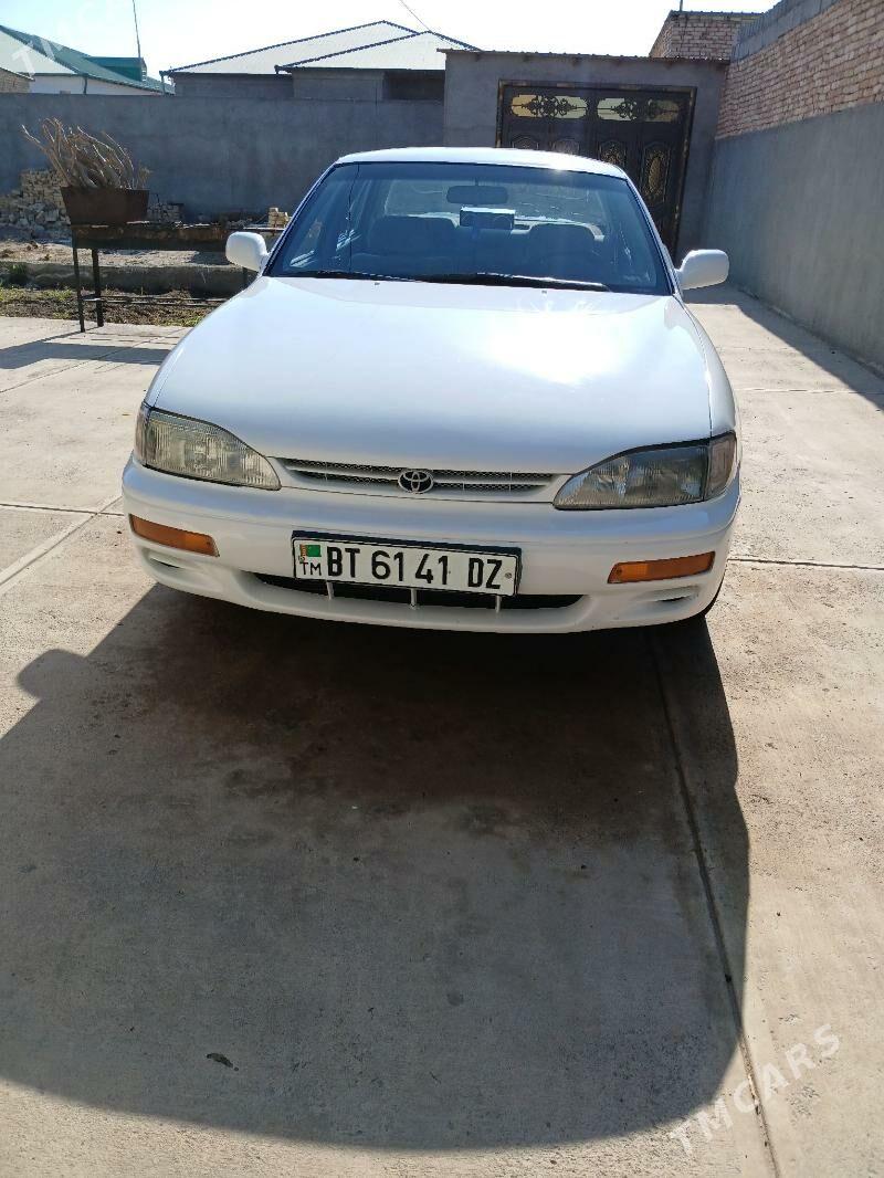 Toyota Camry 1995 - 100 000 TMT - Дашогуз - img 4
