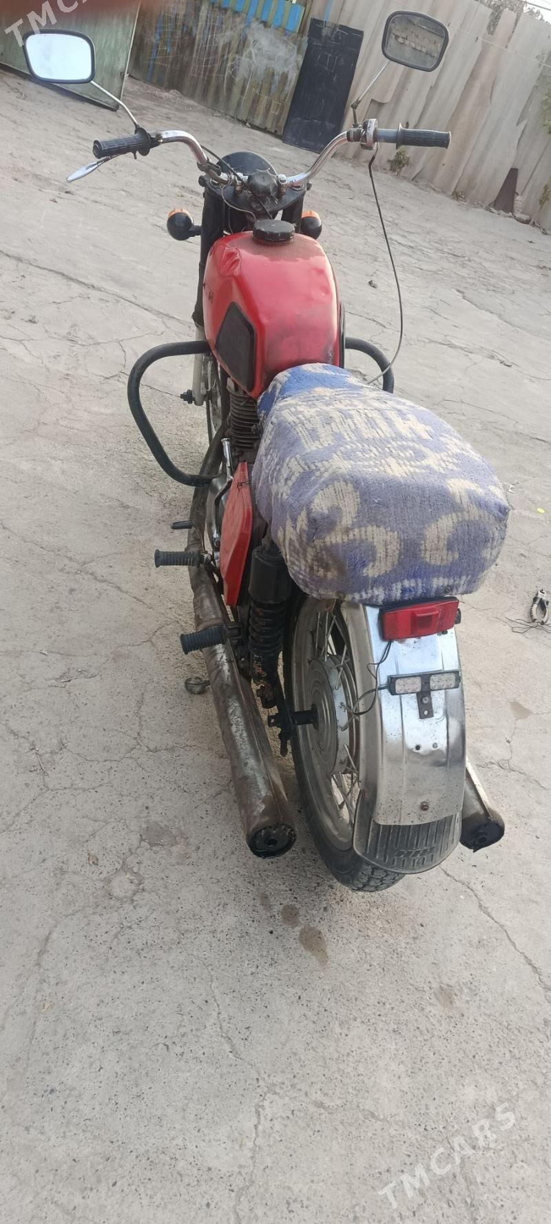 Iž Planeta 2002 - 8 000 TMT - Ýaşlyk - img 3