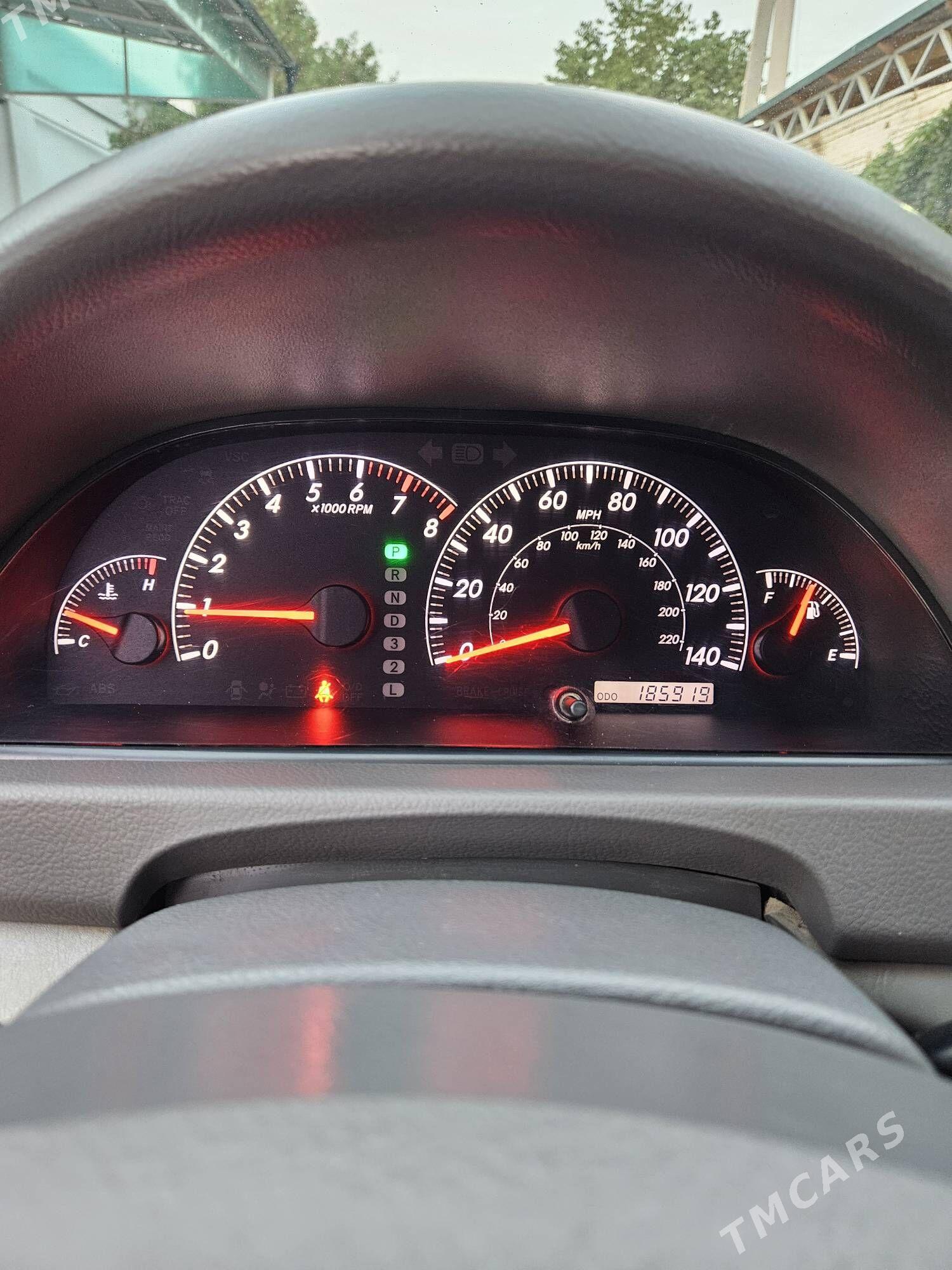 Toyota Camry 2005 - 190 000 TMT - Дашогуз - img 4