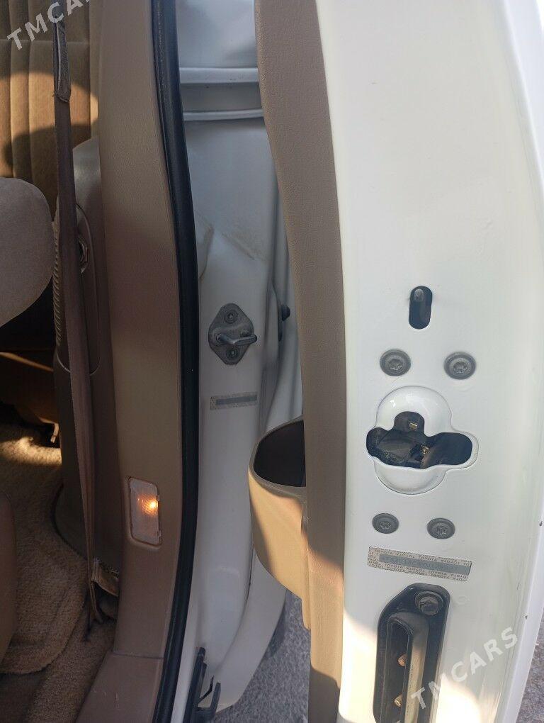 Toyota Sienna 2000 - 161 000 TMT - Büzmeýin GRES - img 3