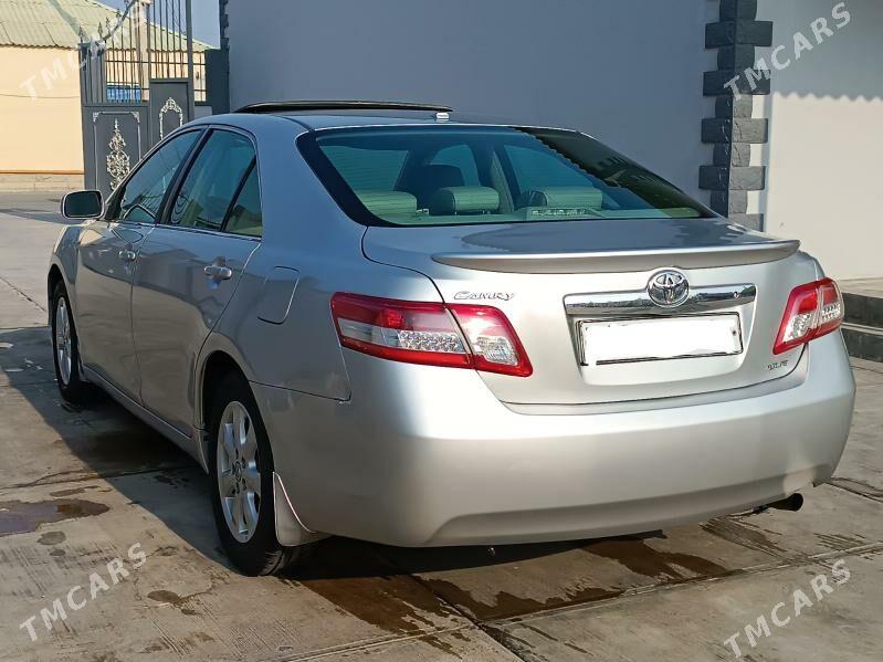 Toyota Camry 2010 - 210 000 TMT - Ялкым - img 2
