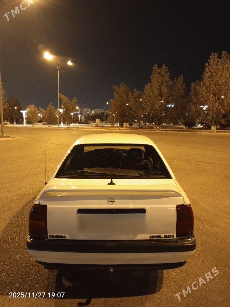 Opel Omega 1992 - 29 000 TMT - Büzmeýin GRES - img 4