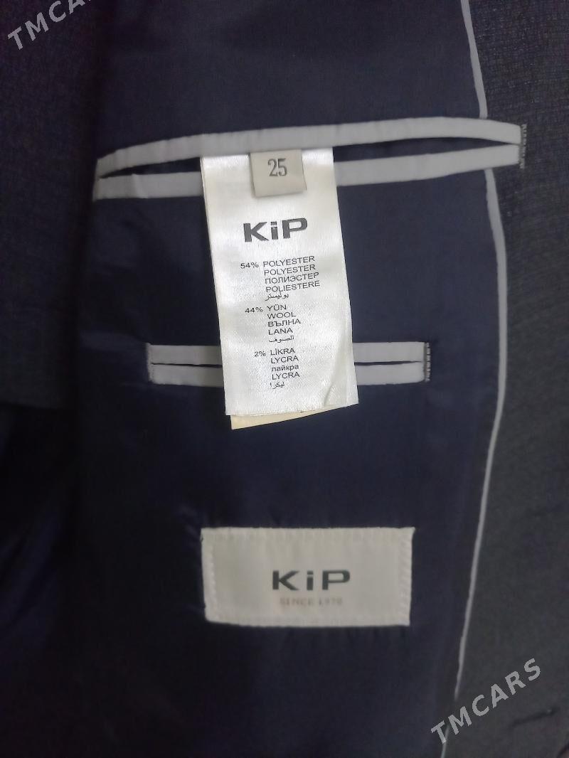 Kastyum kip - Аркадаг - img 2