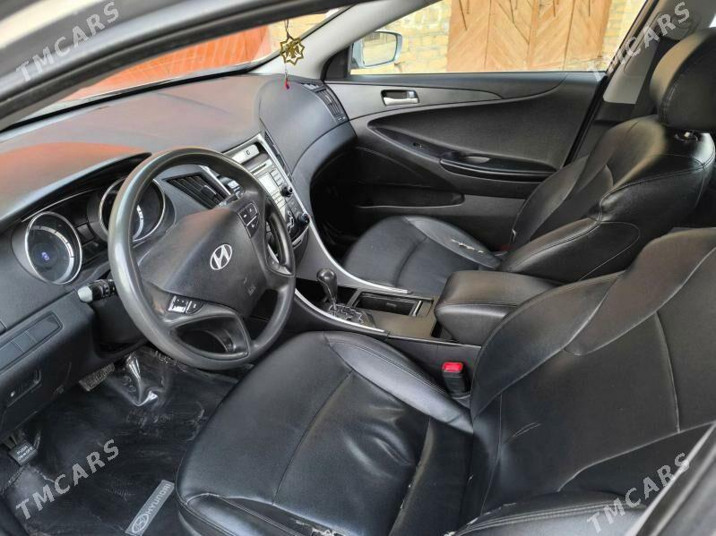 Hyundai Sonata 2010 - 135 000 TMT - Daşoguz - img 4