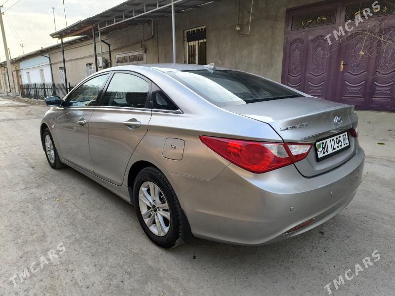 Hyundai Sonata 2010 - 135 000 TMT - Daşoguz - img 3
