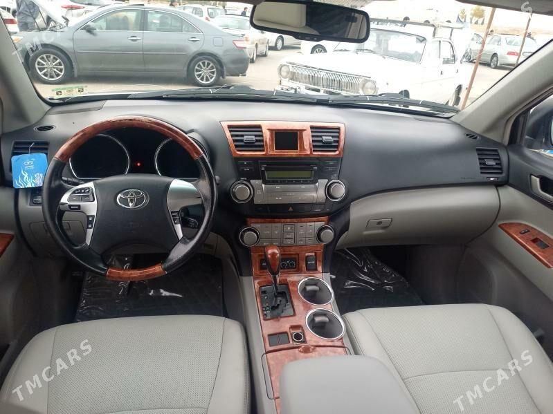 Toyota Highlander 2011 - 338 000 TMT - Сакарчага - img 5