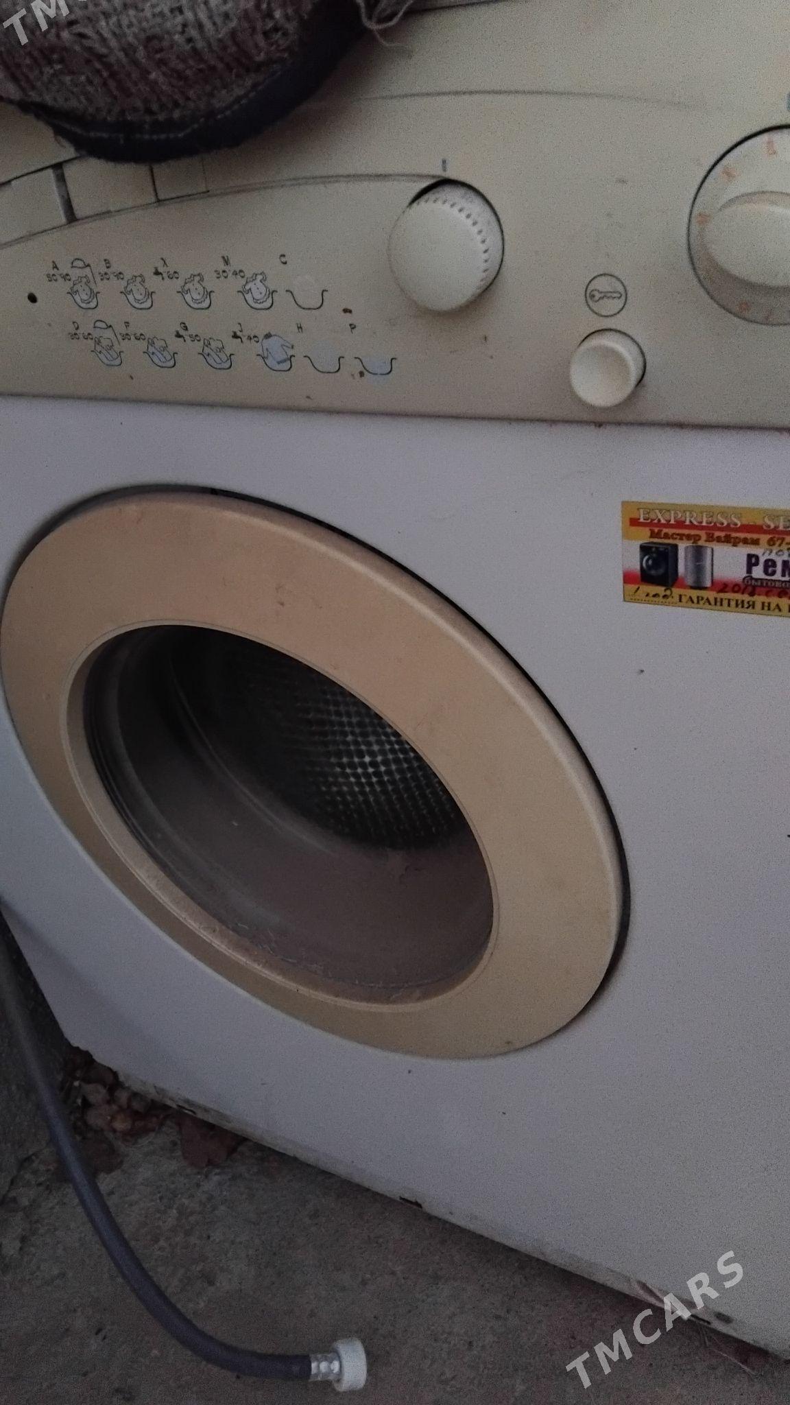 kirmasyn - Ýaşlyk - img 2