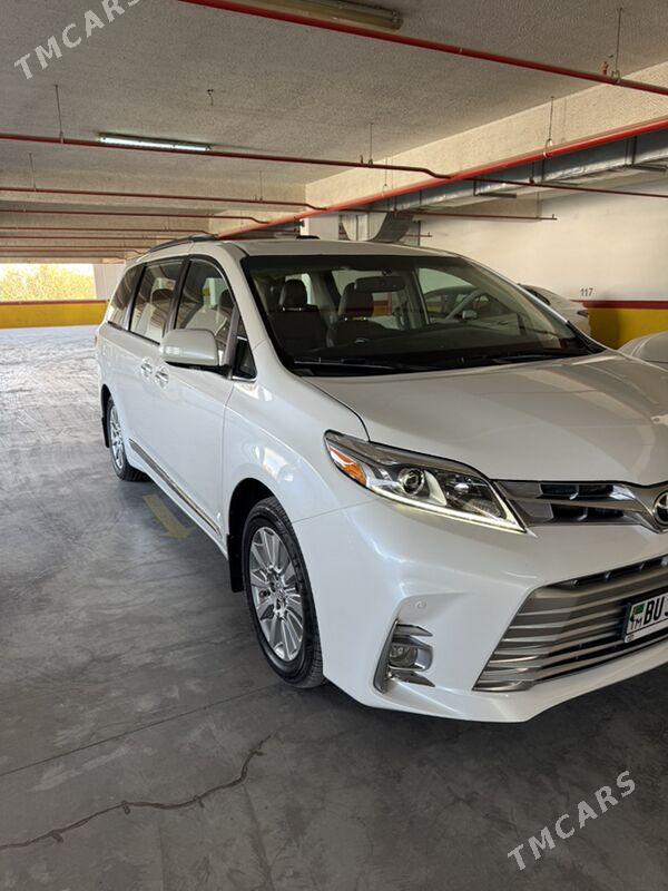 Toyota Sienna 2017 - 510 000 TMT - Ашхабад - img 2