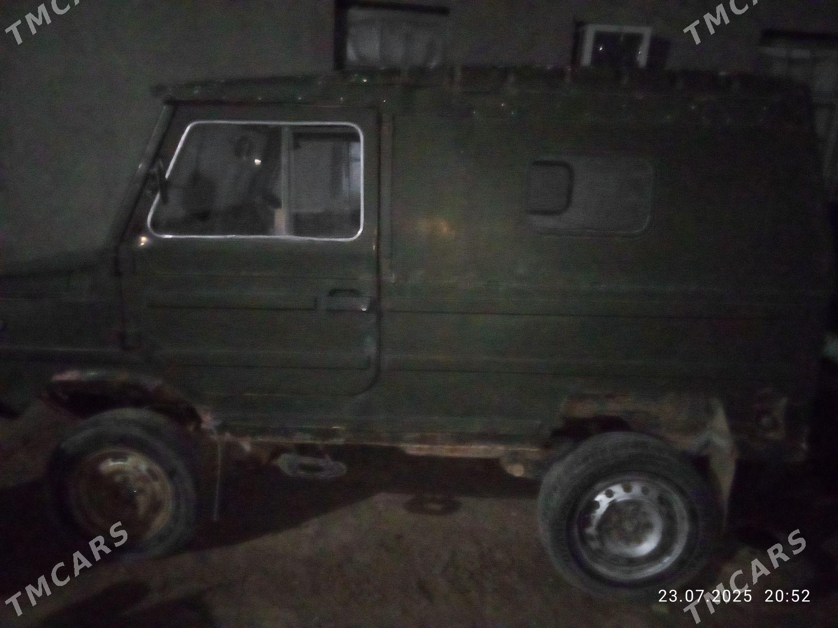 UAZ 469 1996 - 5 000 TMT - Серахс - img 1