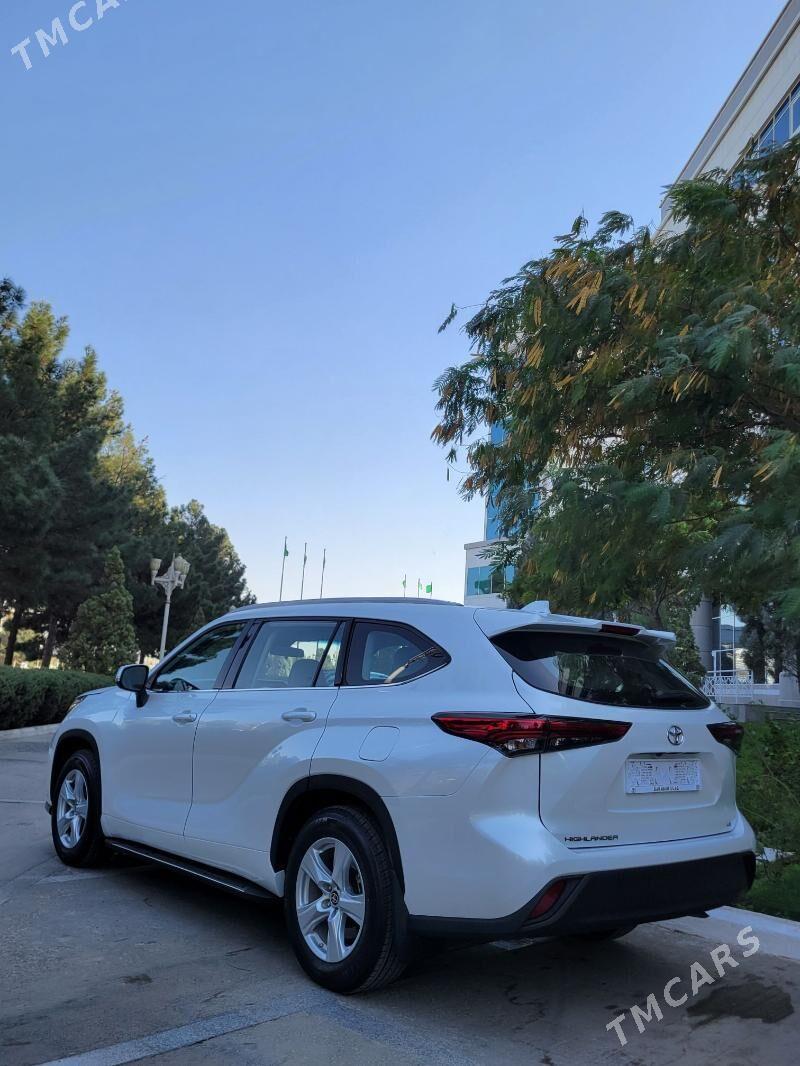 Toyota Highlander 2022 - 480 000 TMT - Мары - img 3