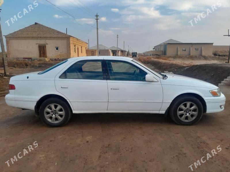 Toyota Camry 2000 - 128 000 TMT - Гороглы (Тагта) - img 3
