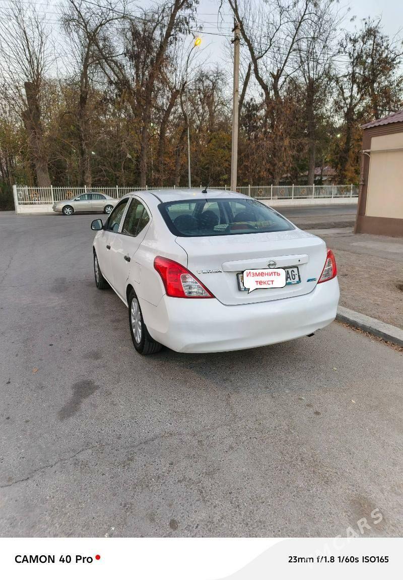 Nissan Versa 2013 - 128 000 TMT - Ашхабад - img 4