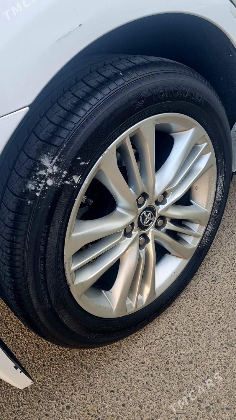 Toyota Camry 2017 - 285 000 TMT - Aşgabat - img 9