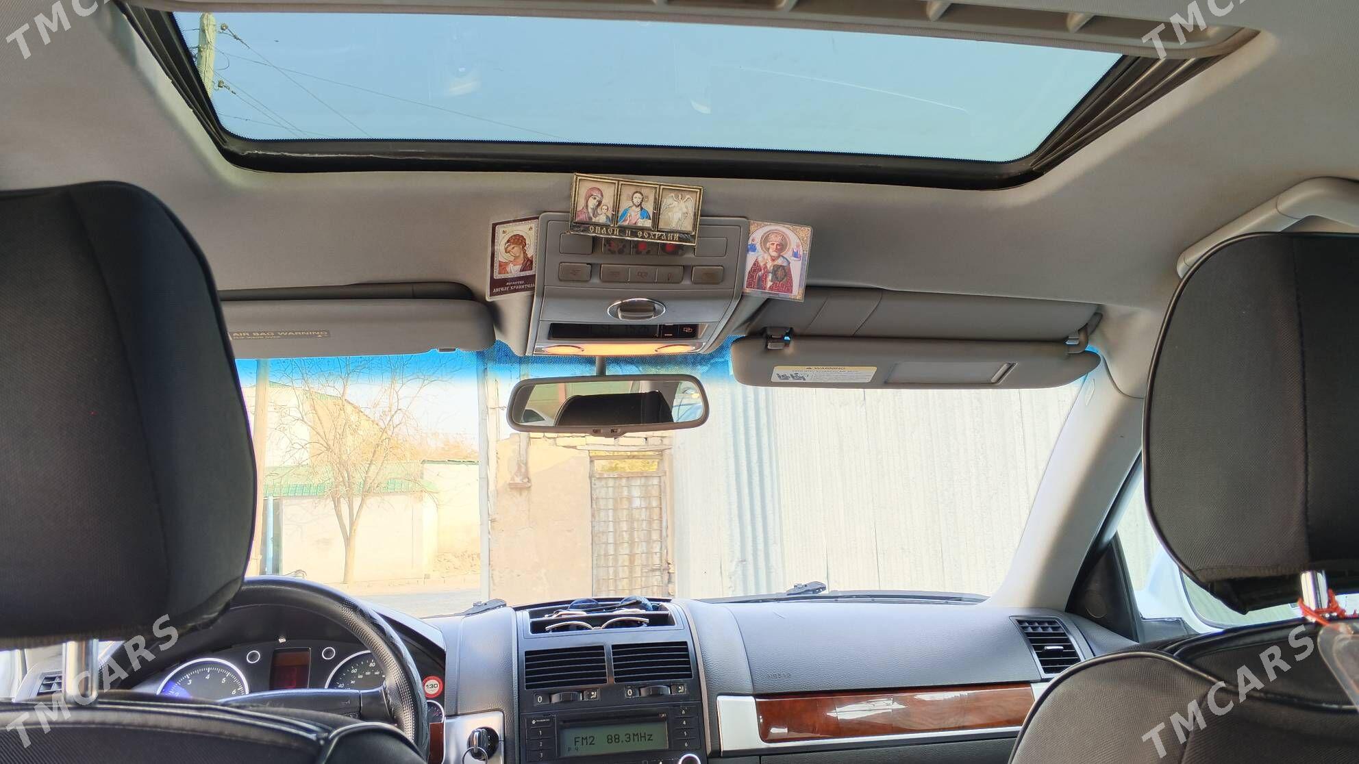 Volkswagen Touareg 2004 - 140 000 TMT - Мары - img 9