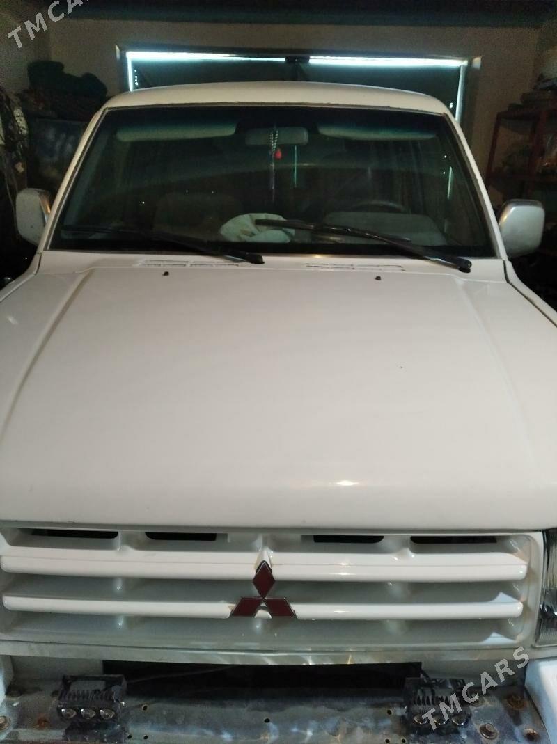 Mitsubishi Pajero 1997 - 60 000 TMT - Jebel - img 1