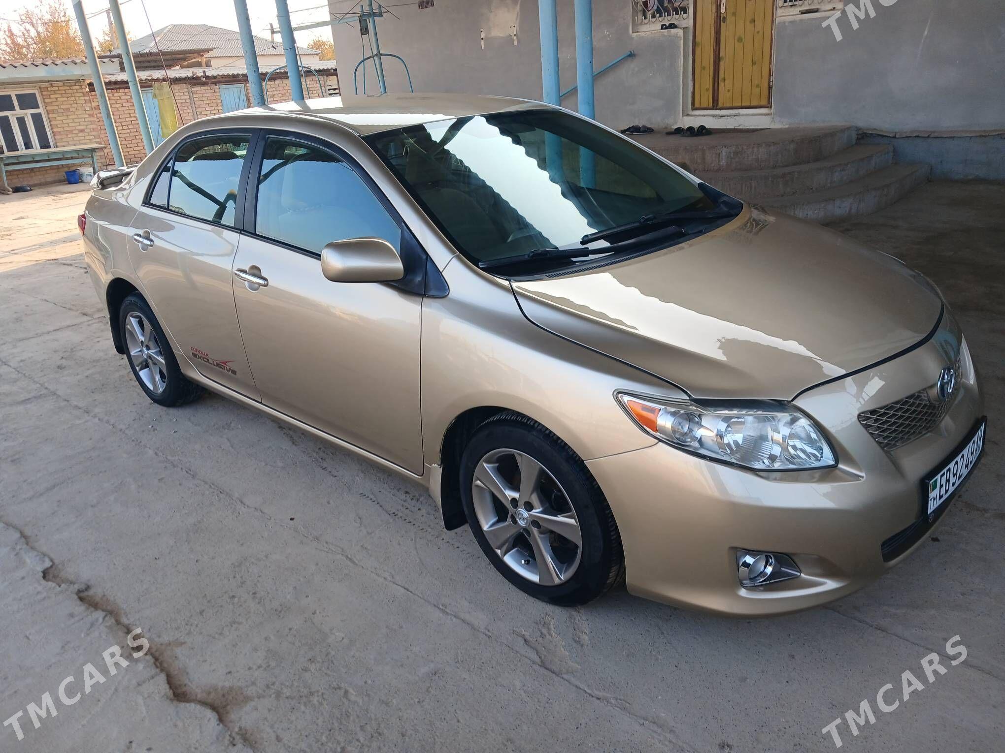 Toyota Corolla 2009 - 146 000 TMT - Теджен - img 1