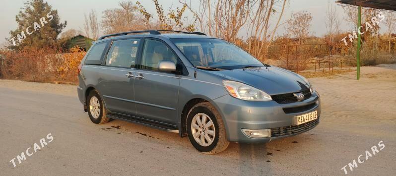 Toyota Sienna 2004 - 210 000 TMT - Halaç - img 5