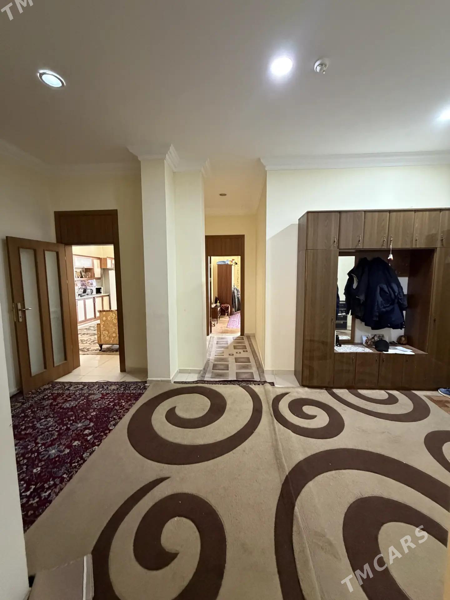 Podwoyskiy elitka Подвойская - Aşgabat - img 8