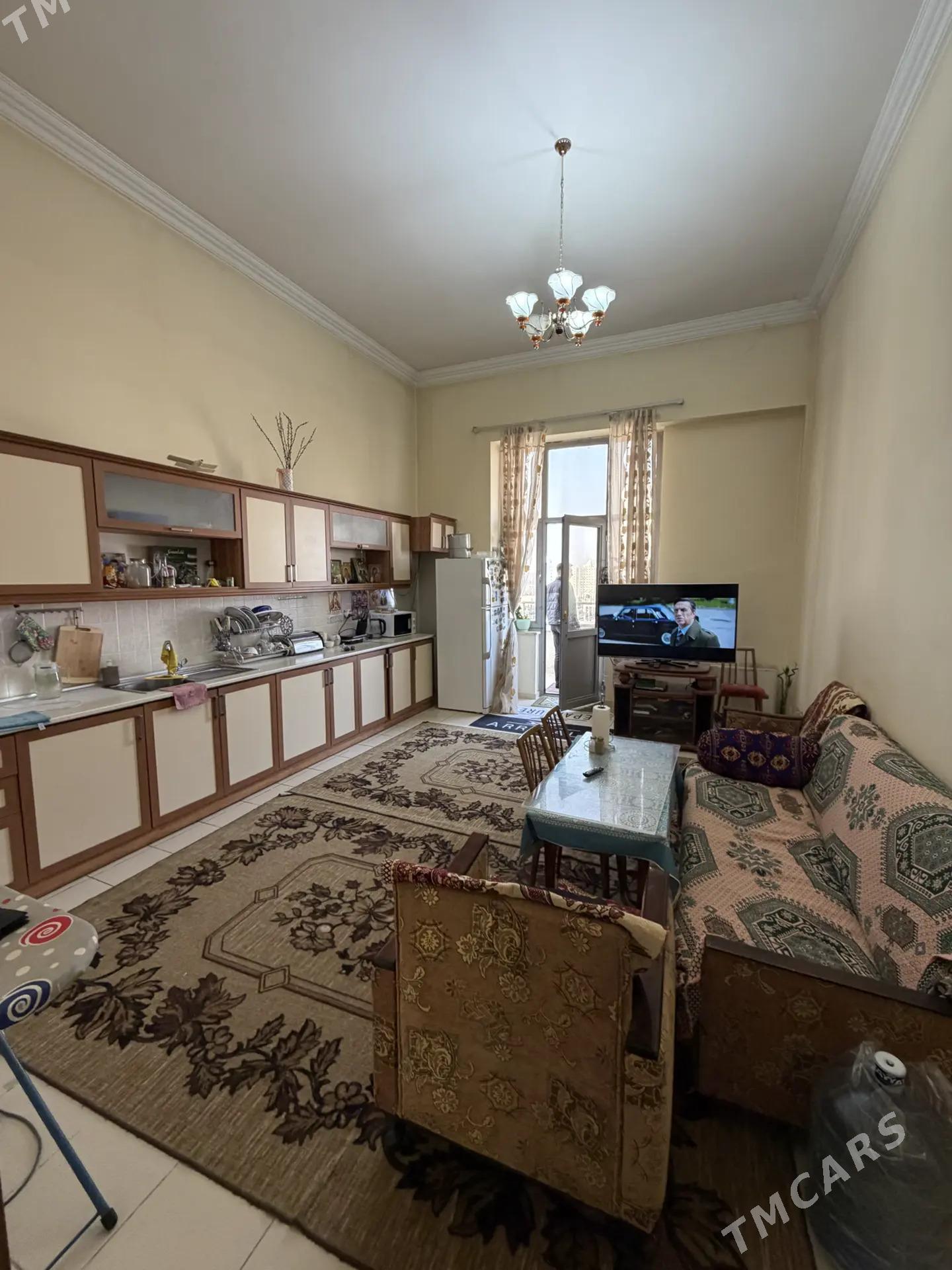 Podwoyskiy elitka Подвойская - Aşgabat - img 7