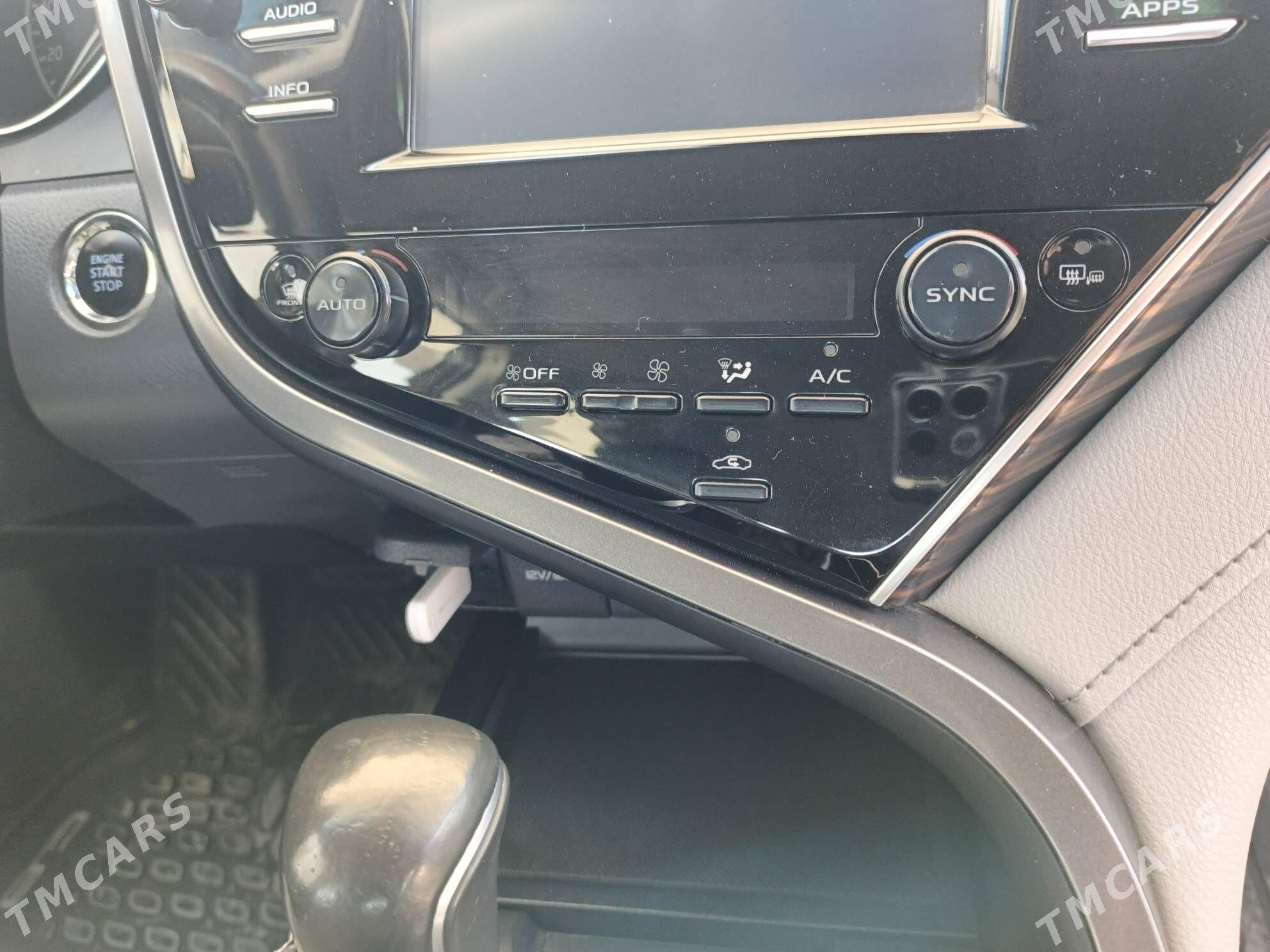 Toyota Camry 2018 - 330 000 TMT - Балканабат - img 7