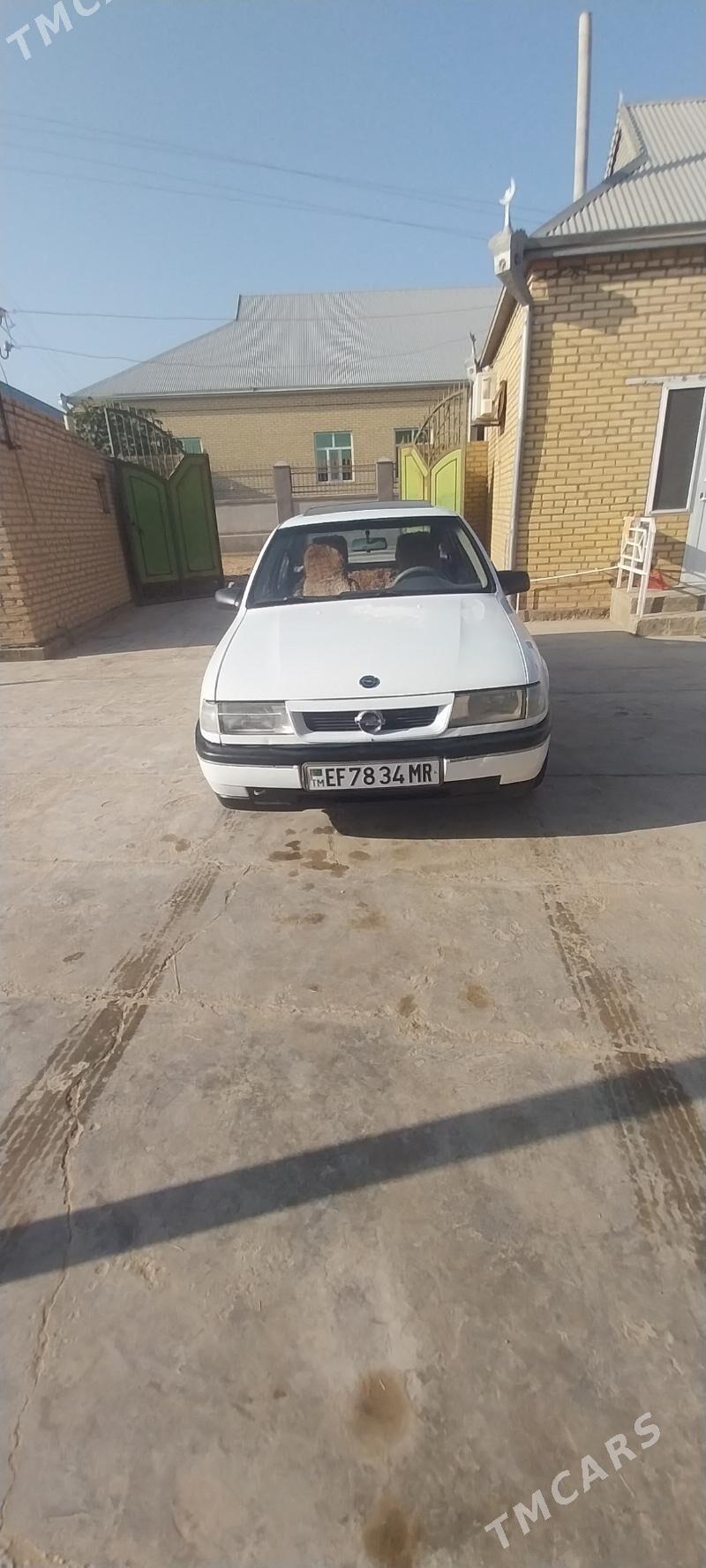 Opel Vectra 1992 - 30 000 TMT - Мары - img 1