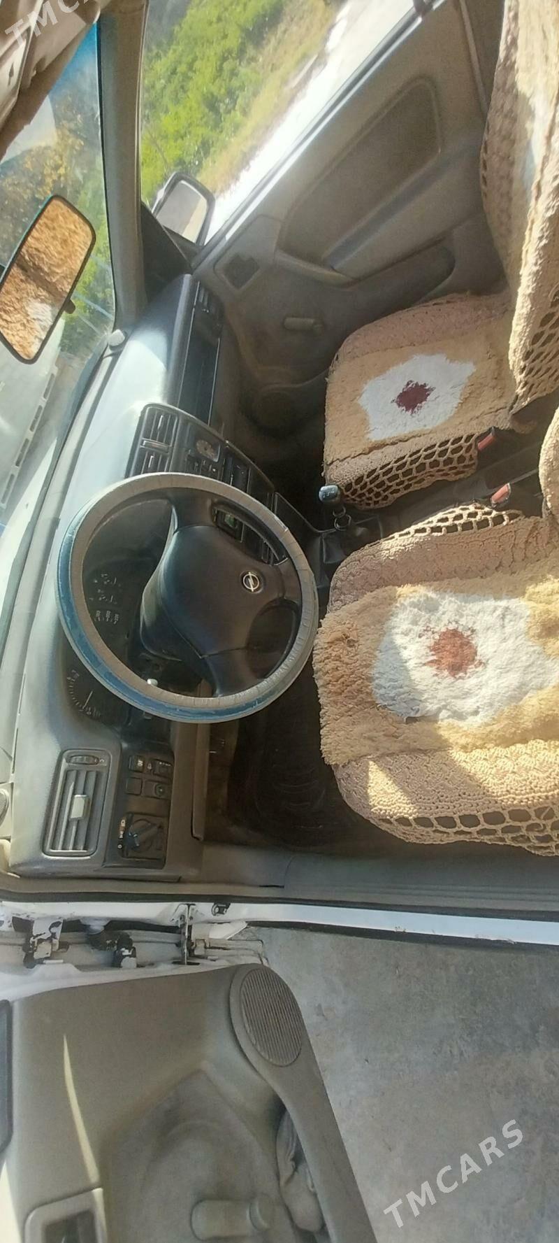 Opel Vectra 1992 - 30 000 TMT - Мары - img 6