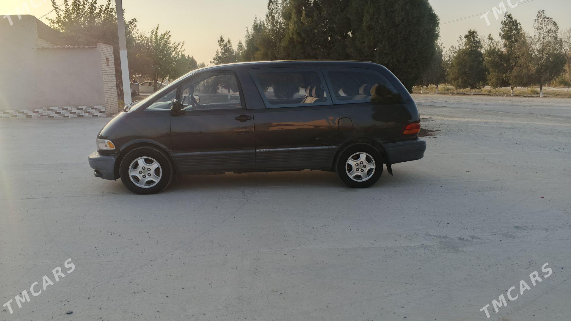 Toyota Previa 1995 - 97 000 TMT - Халач - img 4