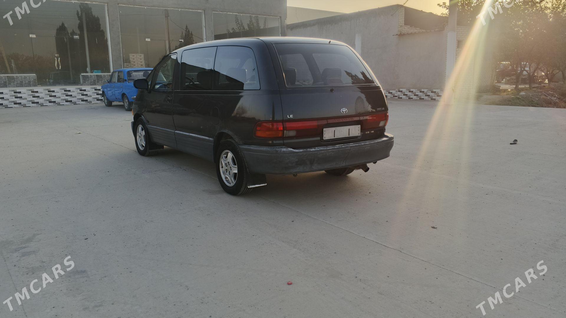 Toyota Previa 1995 - 97 000 TMT - Халач - img 5