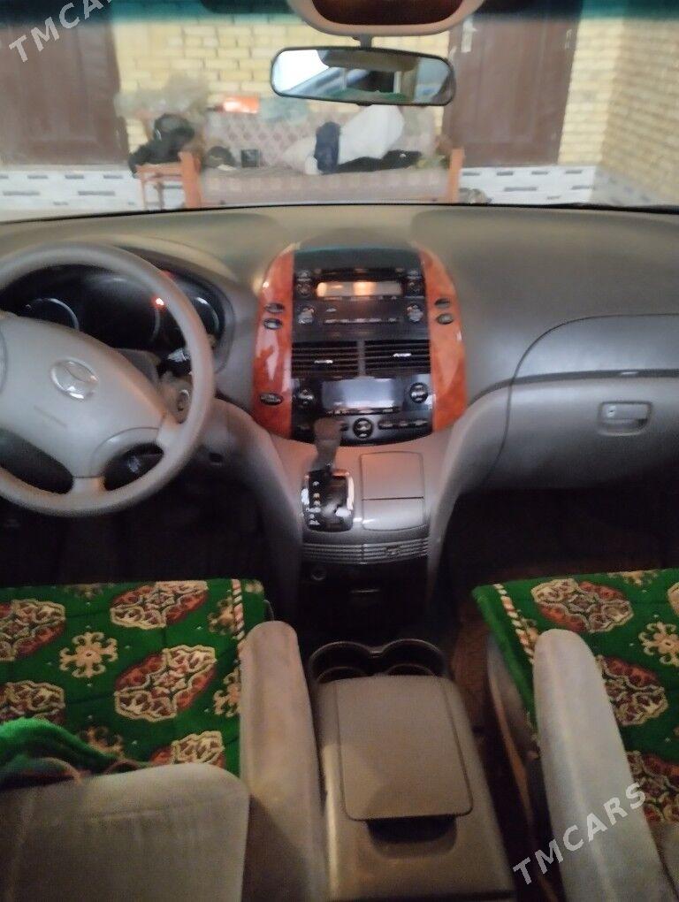 Toyota Sienna 2009 - 222 000 TMT - етр. Туркменбаши - img 7