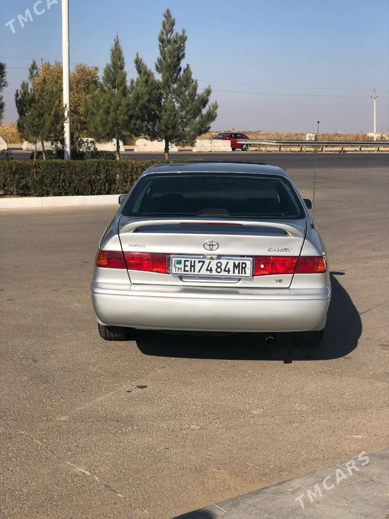 Toyota Camry 2001 - 176 000 TMT - Мары - img 5