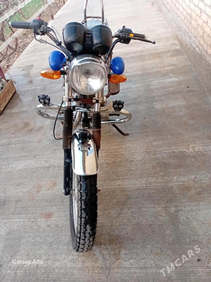 Fekon FK200-14G 2011 - 18 000 TMT - Дянев - img 2