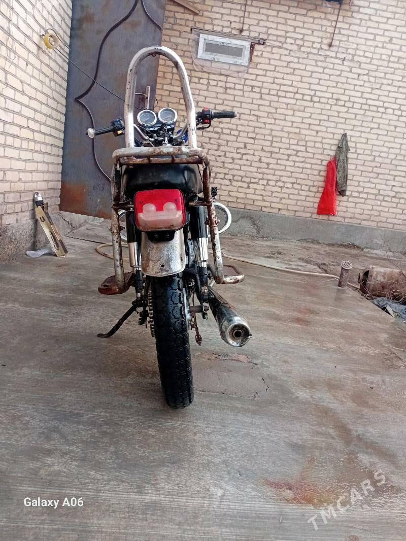 Fekon FK200-14G 2011 - 18 000 TMT - Дянев - img 4