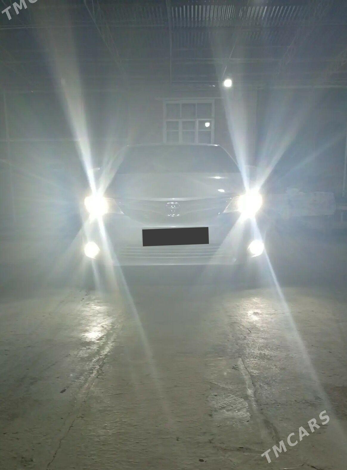 Toyota Camry 2012 - 240 000 TMT - Туркменабат - img 5