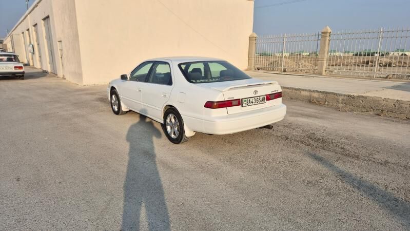 Toyota Camry 1998 - 124 000 TMT - Gökdepe - img 5