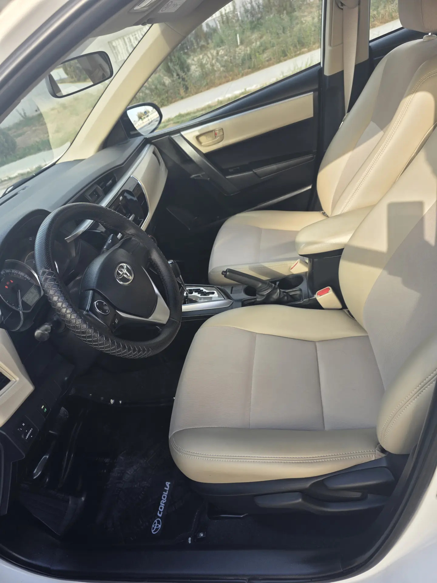 Toyota Corolla 2015 - 285 000 TMT - Aşgabat - img 11