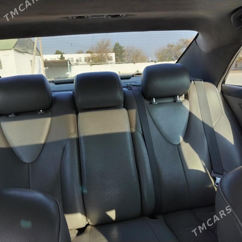 Toyota Camry 2010 - 250 000 TMT - Бедев - img 6