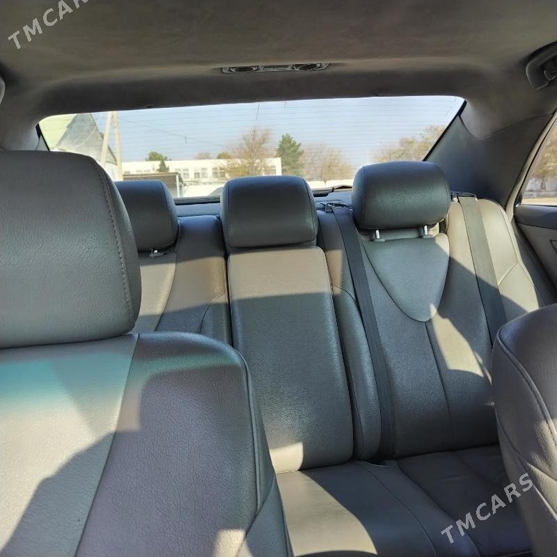 Toyota Camry 2010 - 250 000 TMT - Бедев - img 5