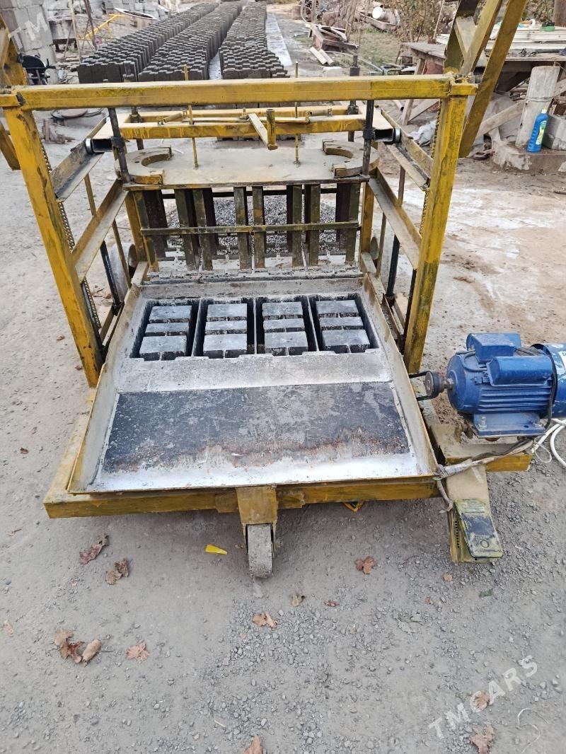 stanok ìş dur - Kaka - img 1