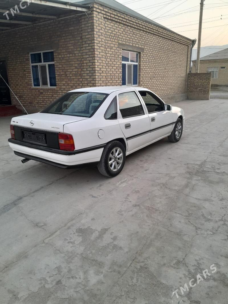 Opel Vectra 1991 - 35 000 TMT - Бахарден - img 7