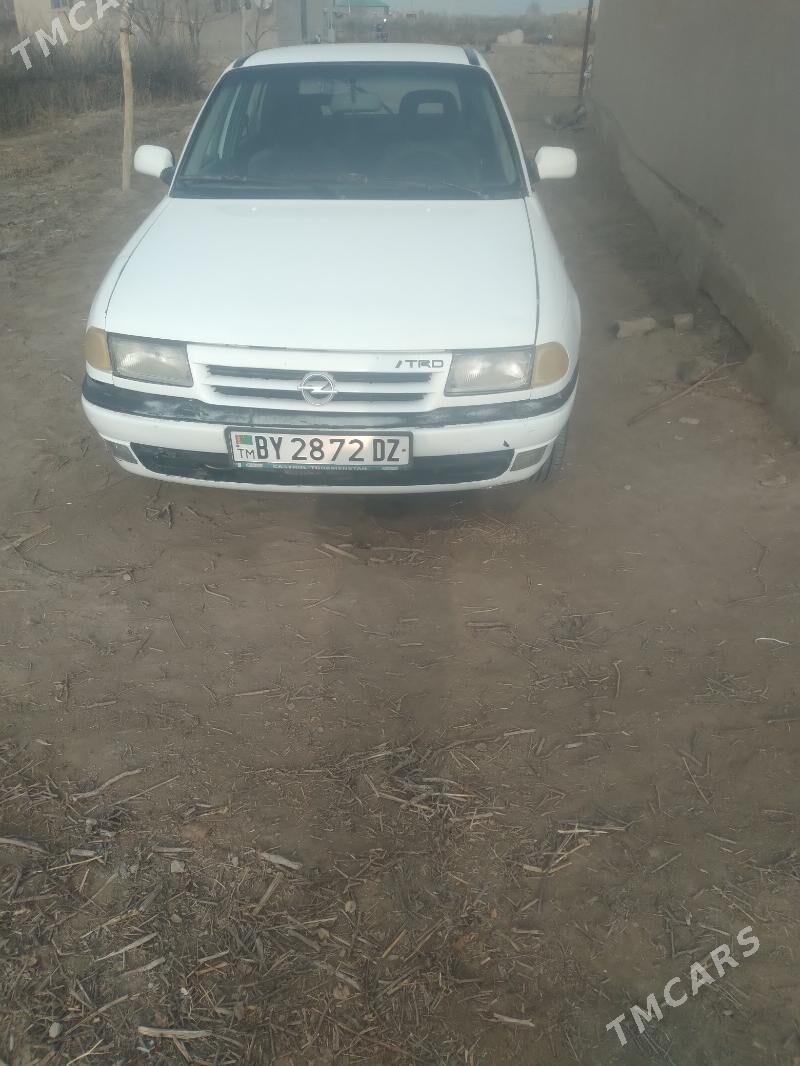 Opel Astra 1994 - 33 000 TMT - етр. Туркменбаши - img 1