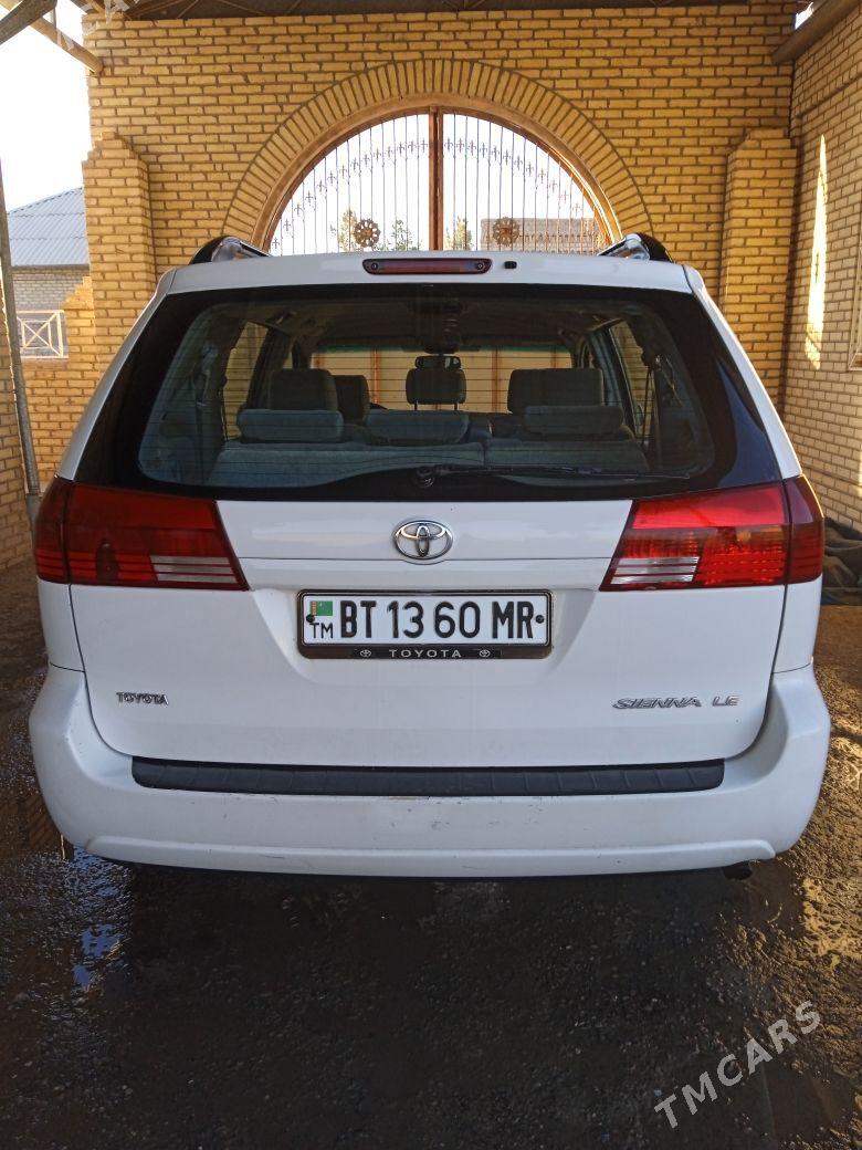Toyota Sienna 2005 - 225 000 TMT - Мары - img 8
