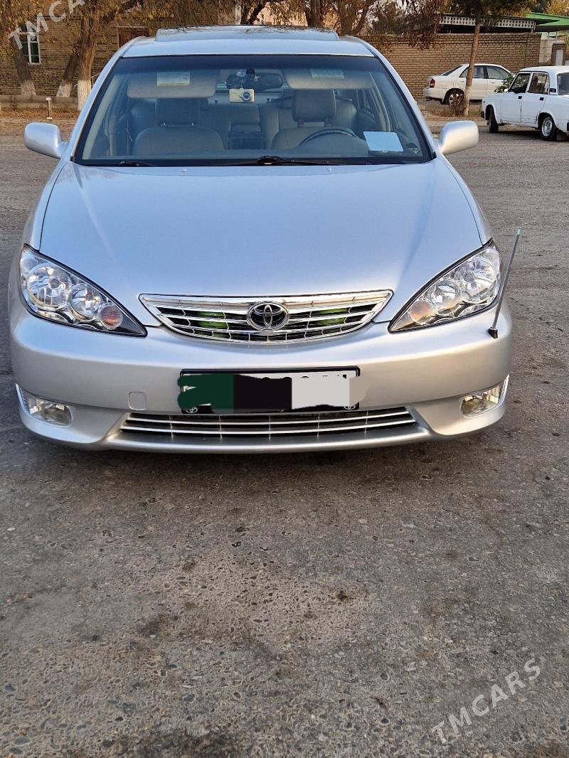 Toyota Camry 2003 - 240 000 TMT - Мары - img 6